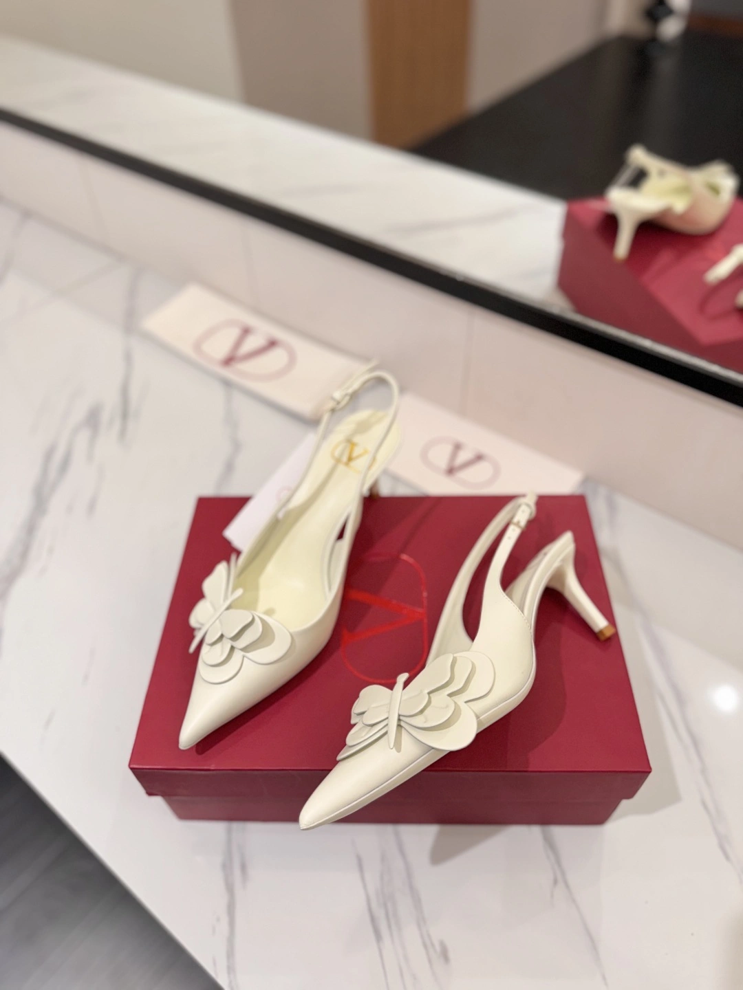 COCO-- V1859ti9o 4W2S0II8XKE098 Heel height：6.5CM item:E-X138C3011